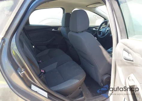 2013 Ford Focus Se z USA, uszkodzony, nr VIN 1FADP3K27DL237804